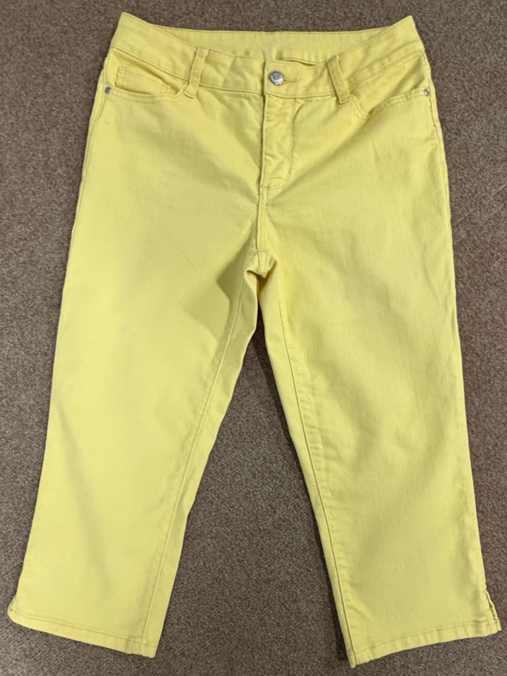 ST JOHN’S BAY Sunrise Yellow Capri Jeans
